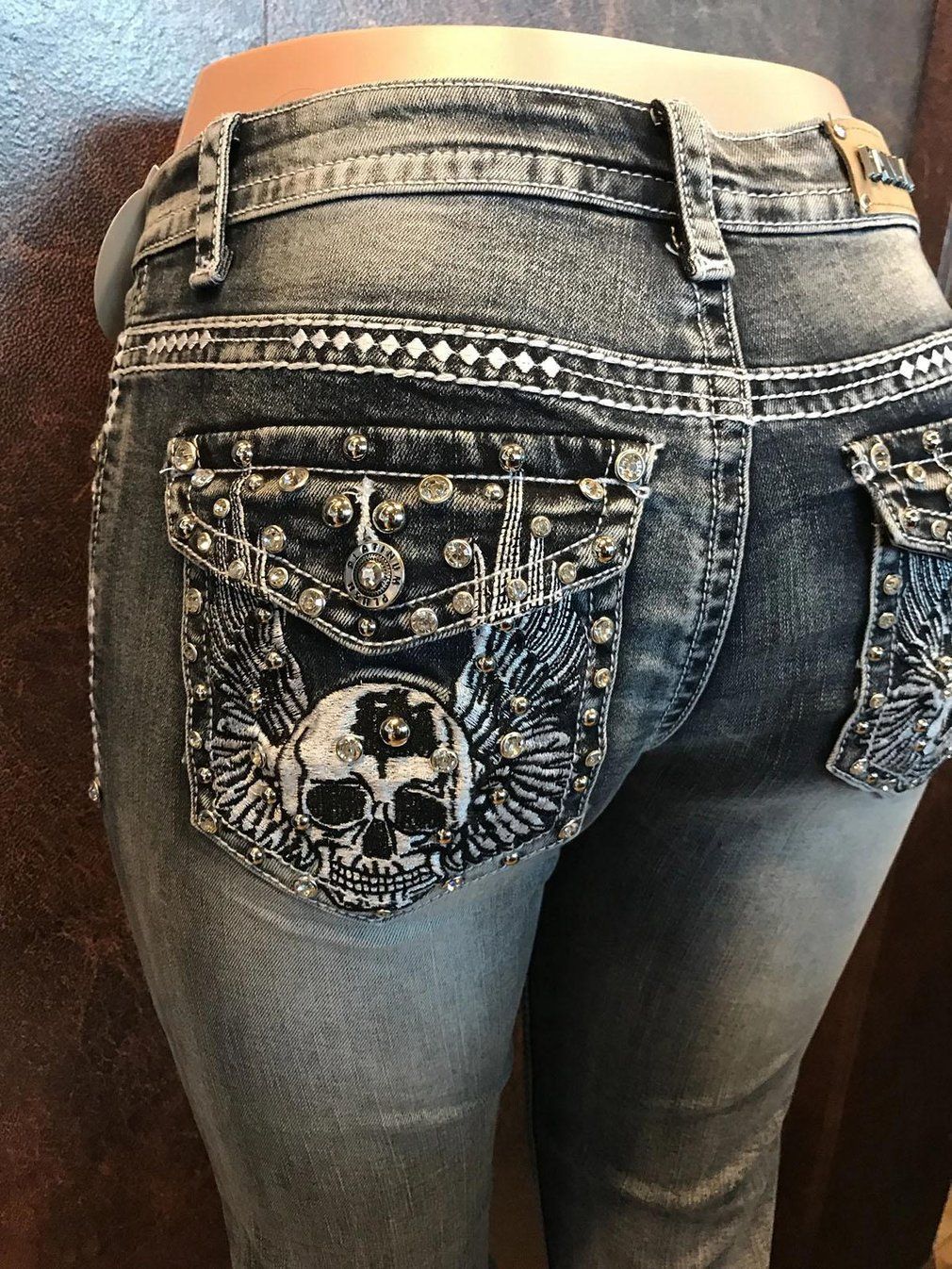 Hot Pants New Retro Embroidered Skull Hot Rhinestone Elastic Slim Fit Slimming Skinny Denim Trousers