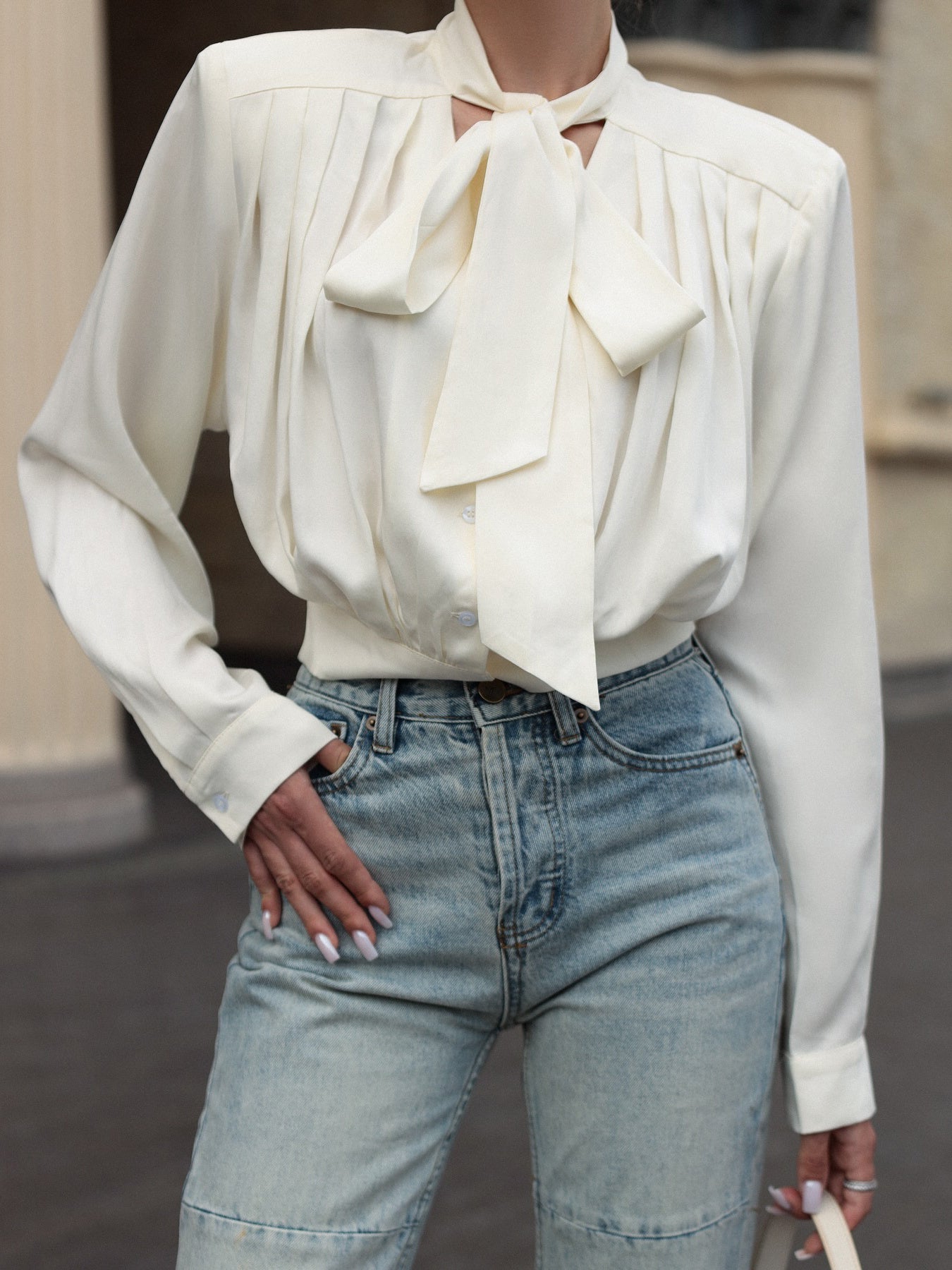 Solid Color Lace-up Long-sleeved Blouse