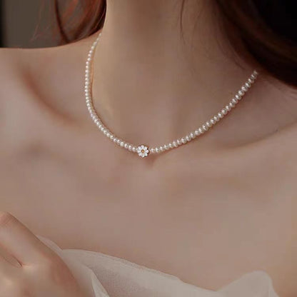 Light Luxury Small Pearl Beads Necklace